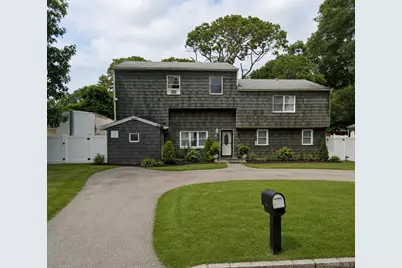 3 Lee Place, Mastic, NY 11950 - Photo 1