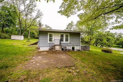 320 N Highland Avenue, Ossining, NY 10562 - Photo 6