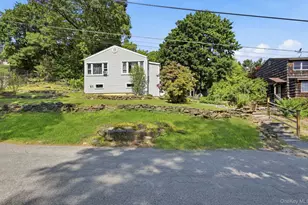 21 Mary Ave, Mahopac, NY 10541 - Photo 16