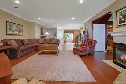 806 Half Moon Bay Drive, Croton on Hudson, NY 10520 - Photo 12
