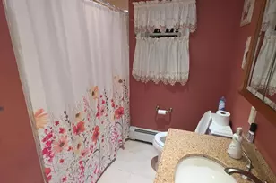 185 Audley Ct, Copiague, NY 11726 - Photo 12