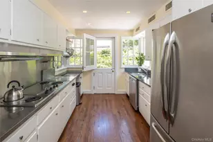 11 Aka 13 Cedar Ln, Bronxville, NY 10708 - Photo 12