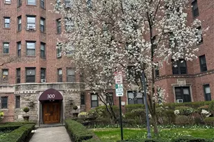 300 Main St, White Plains, NY 10601 - Photo 2