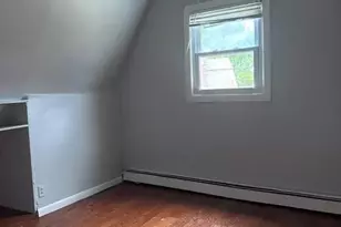 3 Flint Ave, Hempstead, NY 11550 - Photo 8