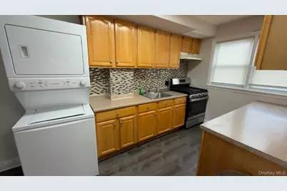 15325 77th Road, Flushing, NY 11367 - Photo 4