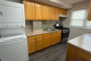 153-25 77th Rd, Flushing, NY 11367 - Photo 4