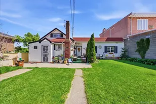2594 Schurz Ave, Bronx, NY 10465 - Photo 1