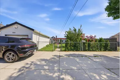 2594 Schurz Avenue, Bronx, NY 10465 - Photo 38
