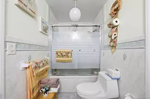 2594 Schurz Ave, Bronx, NY 10465 - Photo 32