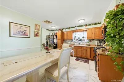 2594 Schurz Avenue, Bronx, NY 10465 - Photo 26