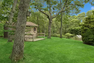 620 Wunneweta Road, Cutchogue, NY 11935 - Photo 8