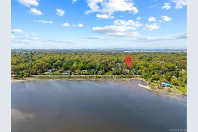 369 E Shore Road, Great Neck, NY 11023 - Photo 42