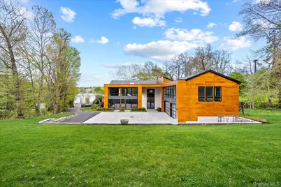 369 E Shore Road, Great Neck, NY 11023 - Photo 40