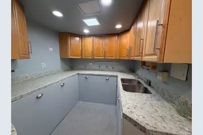 37-30 73rd Street #SP, Jackson Heights, NY 11372 - Photo 6