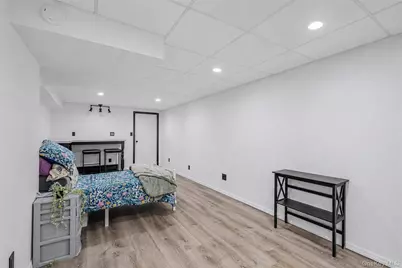 2 Clubhouse Circle, Central Islip, NY 11722 - Photo 18