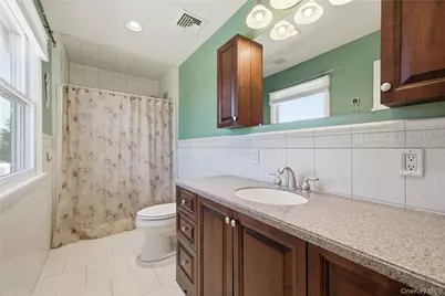 93 Meroke Lane, East Islip, NY 11730 - Photo 18
