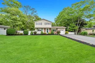 277 Magnolia Dr, Selden, NY 11784 - Photo 6