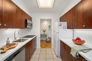 15 Stewart Pl, White Plains, NY 10603 - Photo 10
