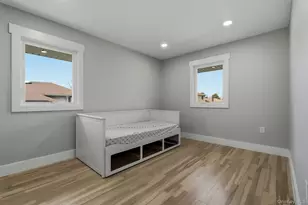 2040 Wellington Ct, Westbury, NY 11590 - Photo 28