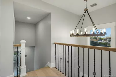 2040 Wellington Court, Westbury, NY 11590 - Photo 38