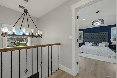 2040 Wellington Court, Westbury, NY 11590 - Photo 32