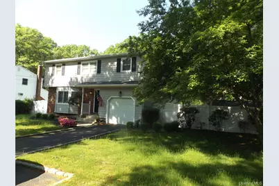 387 Mark Tree Road, East Setauket, NY 11733 - Photo 2