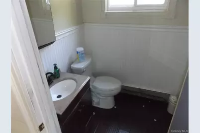 387 Mark Tree Road, East Setauket, NY 11733 - Photo 12