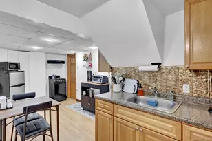 31 Locust Ave E, Farmingdale, NY 11735 - Photo 26