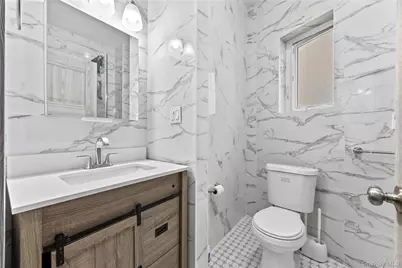 203 E Prospect Avenue, Mount Vernon, NY 10550 - Photo 24