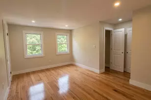 119-48 190th St, Saint Albans, NY 11412 - Photo 8