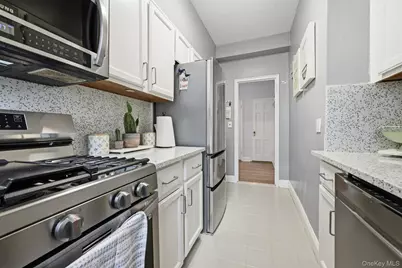 230 Central Avenue #1F, Lawrence, NY 11559 - Photo 18
