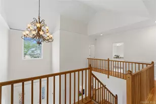 225 Barton Ave, Melville, NY 11747 - Photo 14