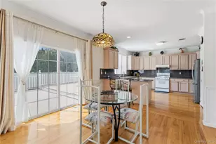 225 Barton Ave, Melville, NY 11747 - Photo 8