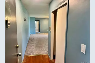 2439 Union Blvd. Apt 2A #2A, Islip, NY 11751 - Photo 2