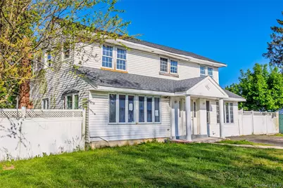 147 Branch Avenue, Central Islip, NY 11722 - Photo 4