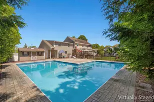 4 Vera Ct, Centereach, NY 11720 - Photo 44