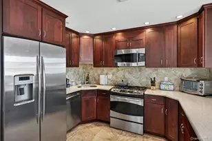 20 Bayview Ln, Amityville, NY 11701 - Photo 10