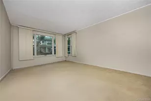 78-12 79th St, Glendale, NY 11385 - Photo 2