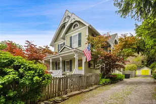 42 Mountain Ave, Mount Kisco, NY 10549 - Photo 2