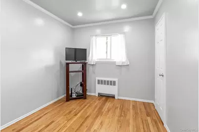 106 Green Avenue, Hempstead, NY 11550 - Photo 14