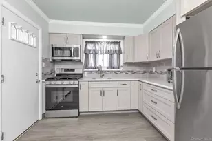 106 Green Ave, Hempstead, NY 11550 - Photo 8