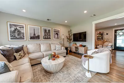 3 Baylor Drive, Smithtown, NY 11787 - Photo 4