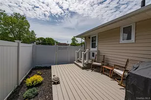 3 Baylor Dr, Smithtown, NY 11787 - Photo 20