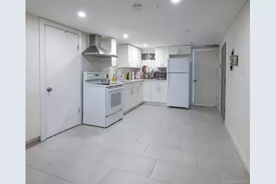 150-07 Reeves Avenue, Flushing, NY 11367 - Photo 18