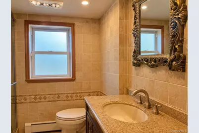 7 Dawes Avenue, Syosset, NY 11791 - Photo 12
