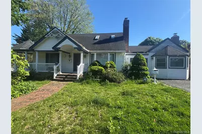 7 Dawes Avenue, Syosset, NY 11791 - Photo 1