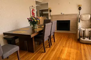 7 Dawes Ave, Syosset, NY 11791 - Photo 4