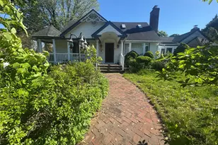 7 Dawes Ave, Syosset, NY 11791 - Photo 2