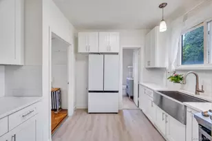 50-12 202nd St, Bayside, NY 11364 - Photo 16