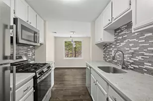 104 Birchwood Rd, Medford, NY 11763 - Photo 8